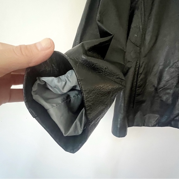 Wilsons Black Leather Jacket Women’s XL Full Zip Insulated Classic Edgy Chic - Picture 4 of 13